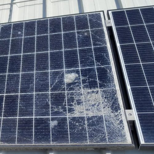 grandine-grossa-golf-tennis-contro-i-pannelli-fotovoltaici-danni-foto-drone